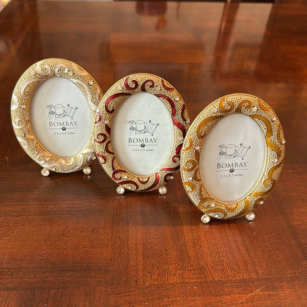Bombay Company Jeweled Photo Picture Frames Set of 3